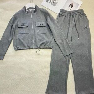 ALO Yoga Charcoal Two-Piece Set